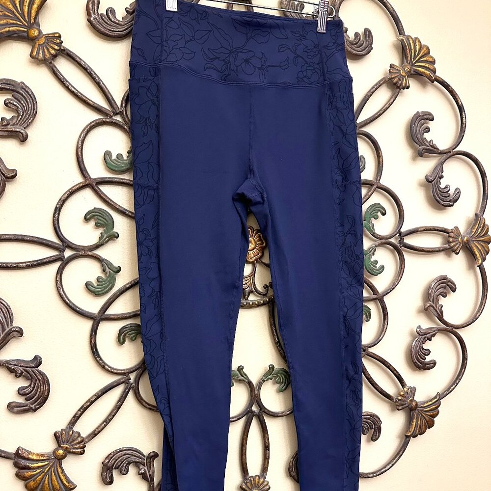 Skechers High-Rise Leggings - Size Med | Navy Blue Textured Activewear